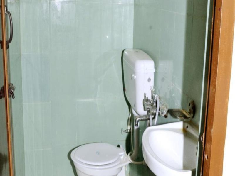 Galaxy Comforts Hotel Májszúr Kültér fotó